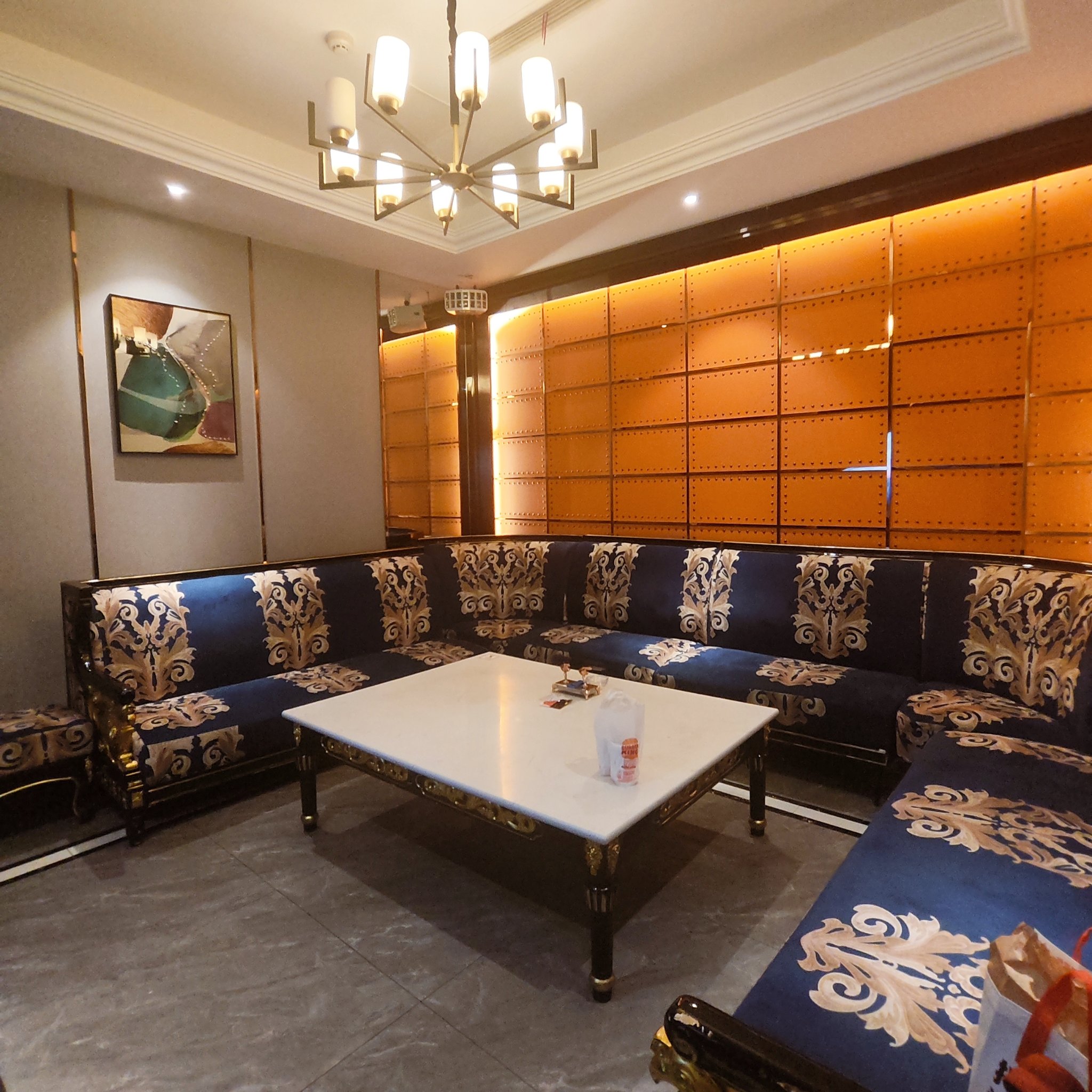 开封商务ktv划算吗-兰考县ktv预定